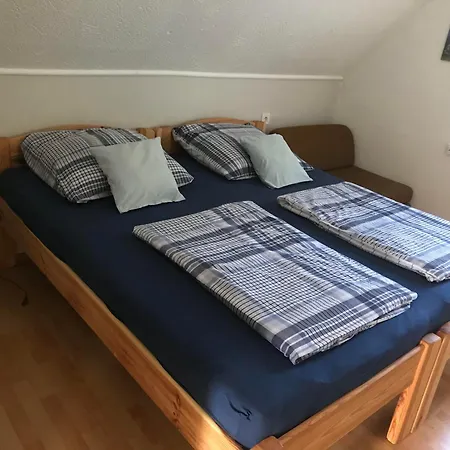 Apartman Apartmanház-pärlan *