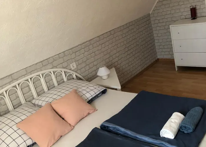 Apartmanhaz-paerlan דירה